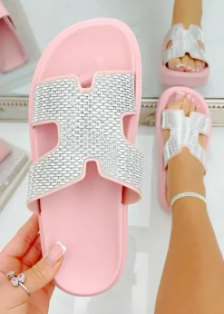 Footwear><noscript><img width=