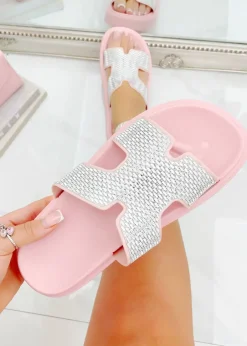 Footwear><noscript><img width=