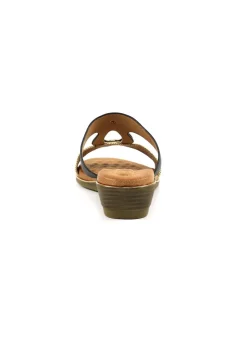 Footwear><noscript><img width=