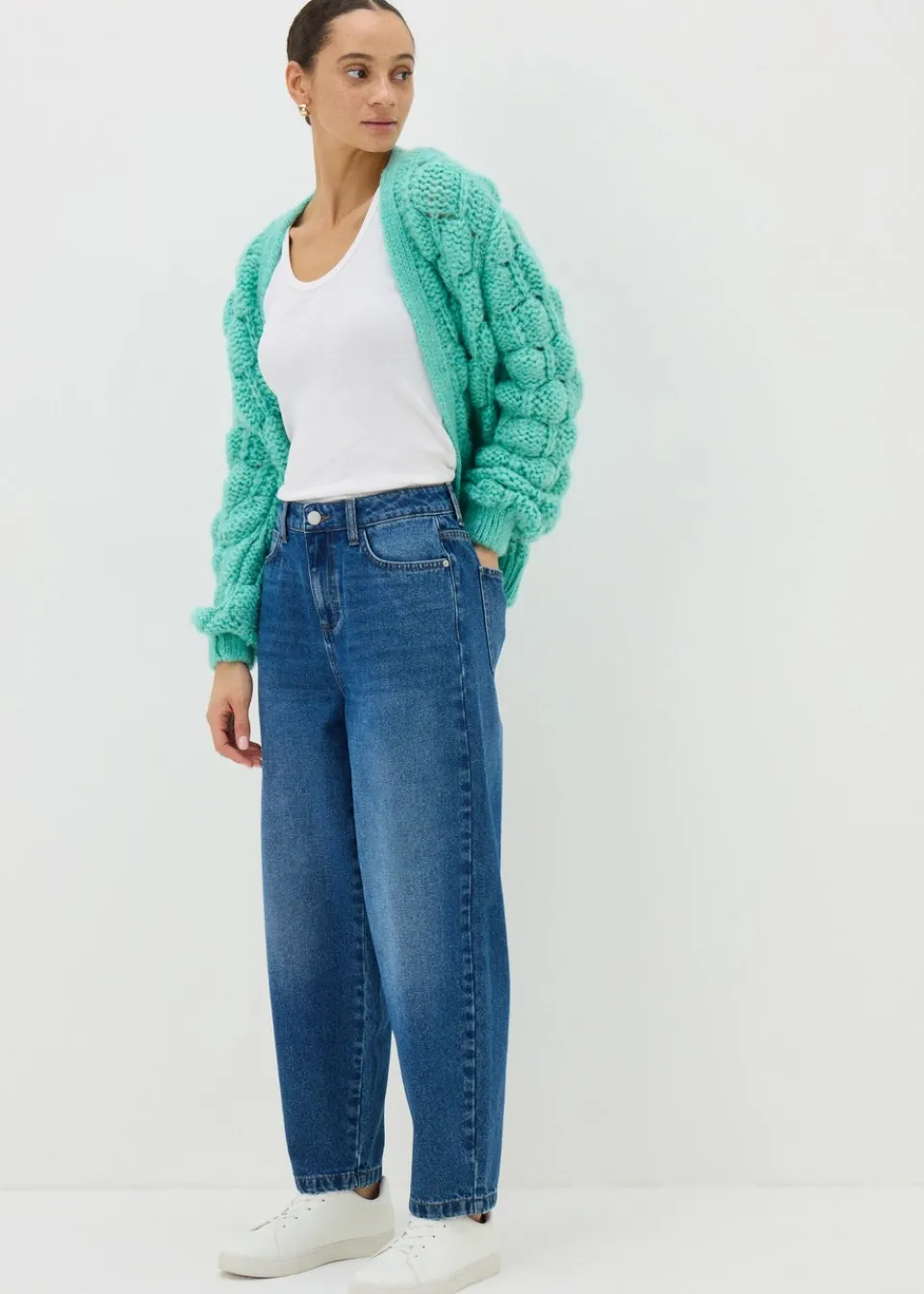 Jeans & Jeggings>Papaya Denim Midwash Barrel Leg Jeans