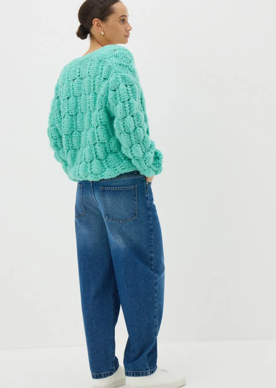 Jeans & Jeggings>Papaya Denim Midwash Barrel Leg Jeans