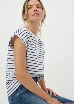 T-Shirts><noscript><img width=