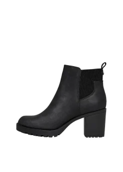 Footwear><noscript><img width=