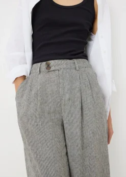 Trousers><noscript><img width=