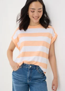 T-Shirts><noscript><img width=