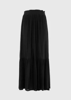 Skirts><noscript><img width=