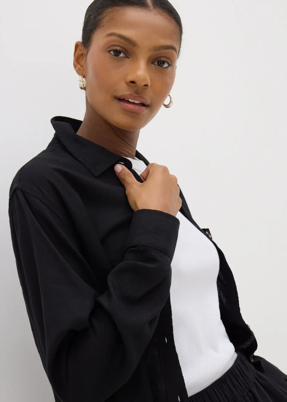 Tops>Papaya Petite Petite Black Linen Blend Shirt