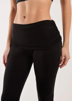 Trousers><noscript><img width=