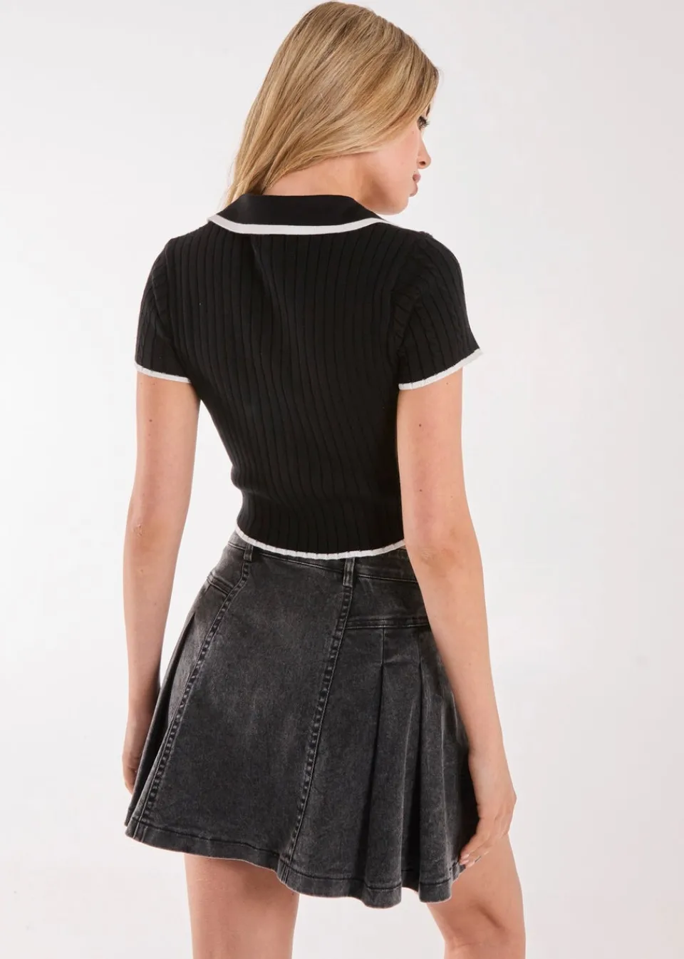 Tops>Pink Vanilla Black Knit Collared Contrast Top