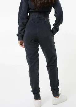 Trousers><noscript><img width=