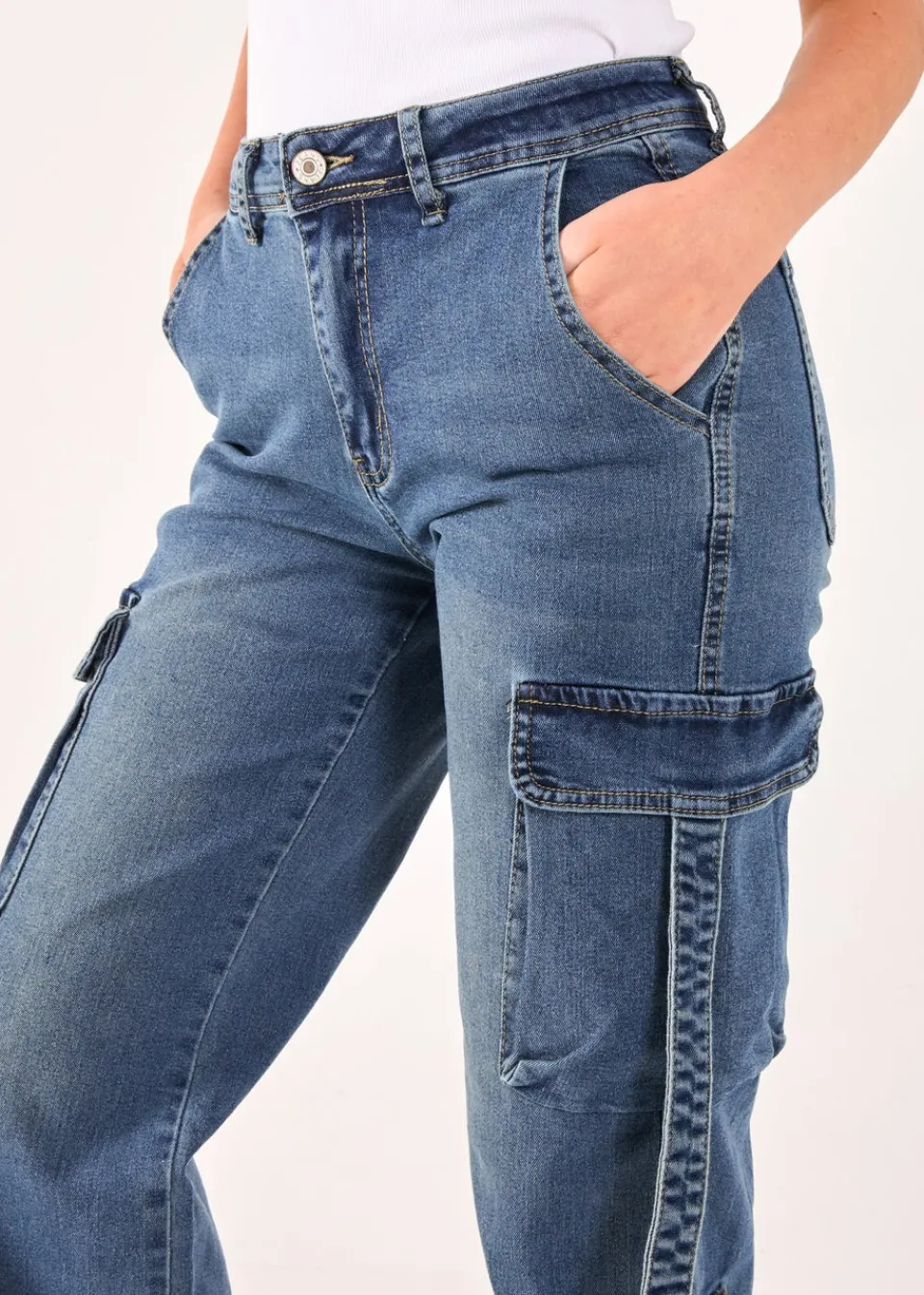 Jeans & Jeggings>Pink Vanilla Blue Denim Cargo Jeans