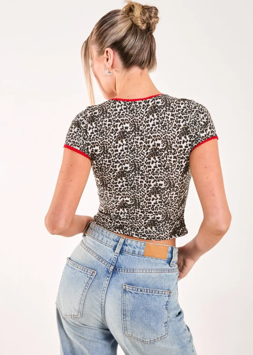 T-Shirts>Pink Vanilla Brown Cap Sleeve Leopard Print Top