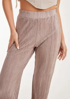 Trousers><noscript><img width=