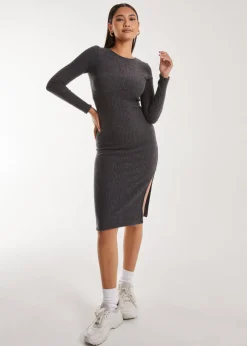 Knitwear><noscript><img width=