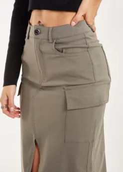 Skirts><noscript><img width=