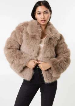 Coats & Jackets><noscript><img width=