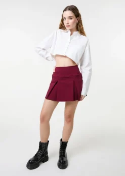 Skirts><noscript><img width=