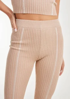 Trousers><noscript><img width=