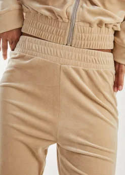 Trousers><noscript><img width=