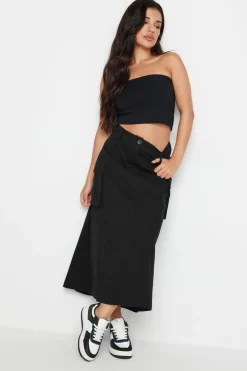 Skirts><noscript><img width=