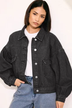 Coats & Jackets><noscript><img width=