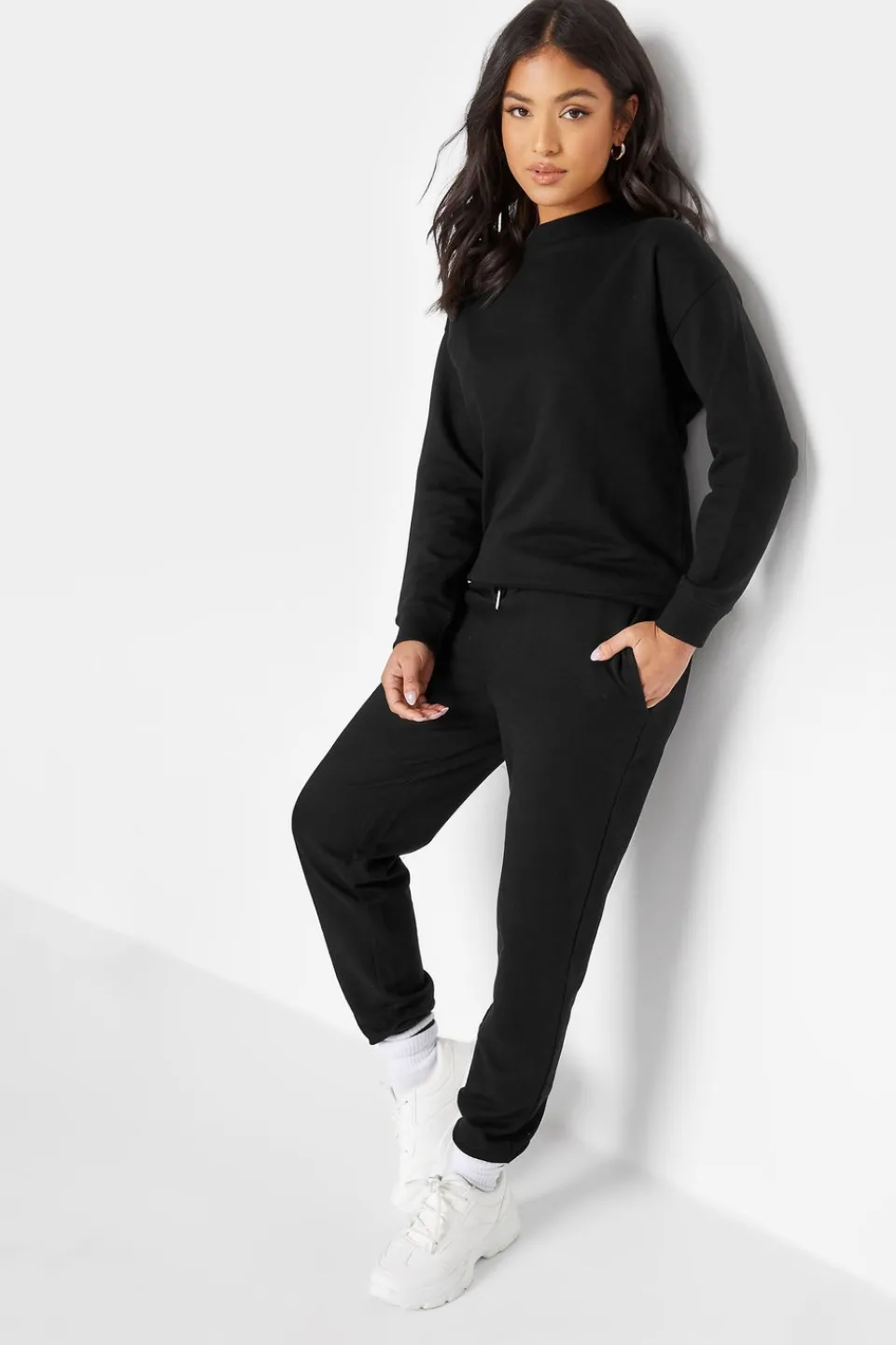 Trousers>PIXIEGIRL Petite Black Elasticated Waist Cuffed Joggers