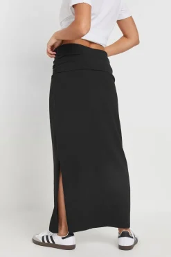 Skirts><noscript><img width=