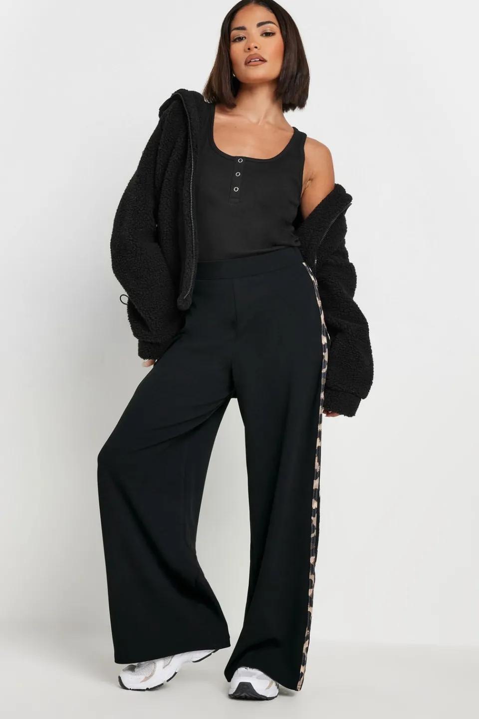 Trousers>PIXIEGIRL Petite Black Leopard Print Side Stripe Wide Leg Trousers