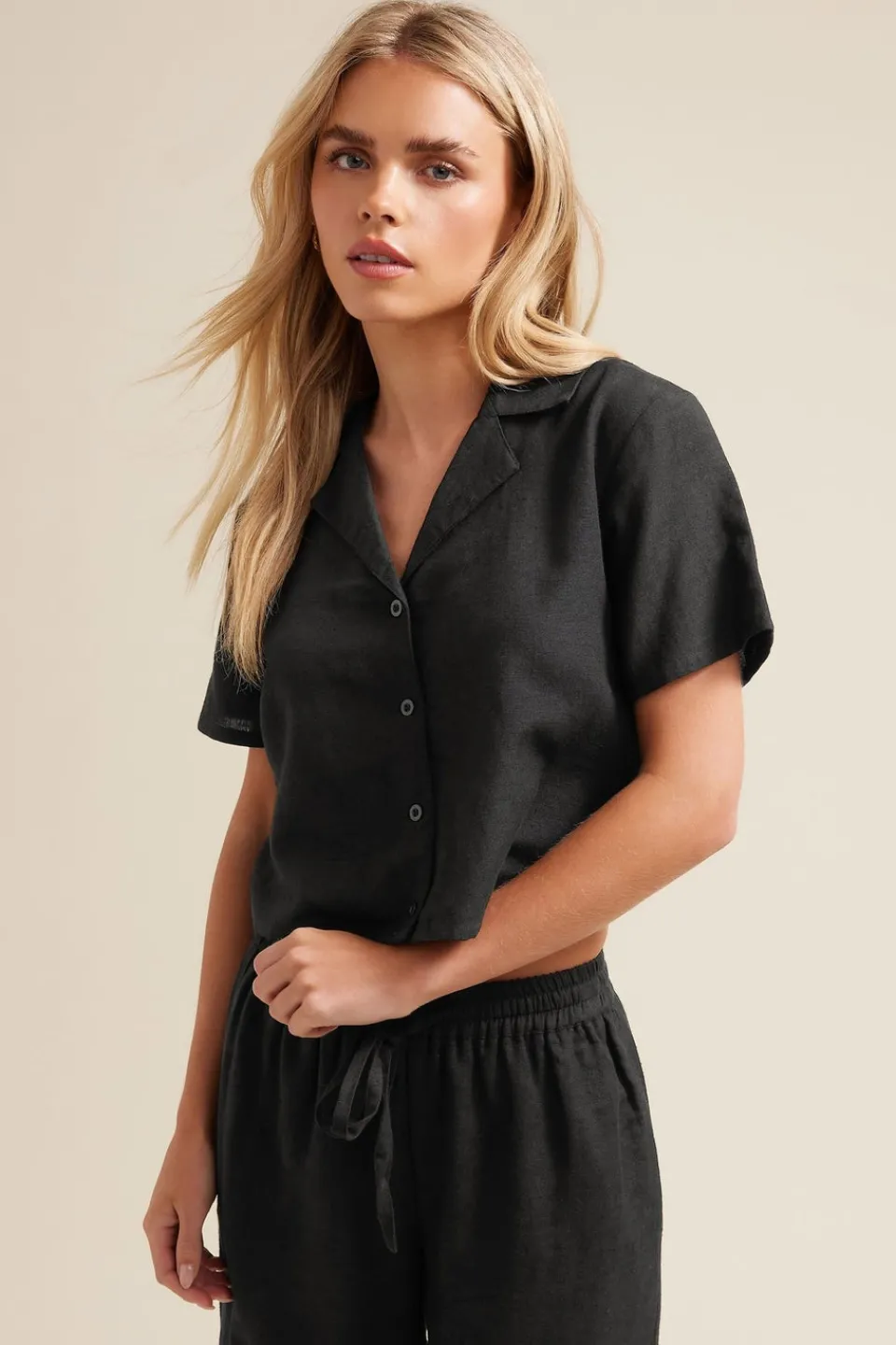 Tops>PIXIEGIRL Petite Black Linen Cropped Short Sleeve Shirt