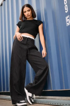 Trousers><noscript><img width=