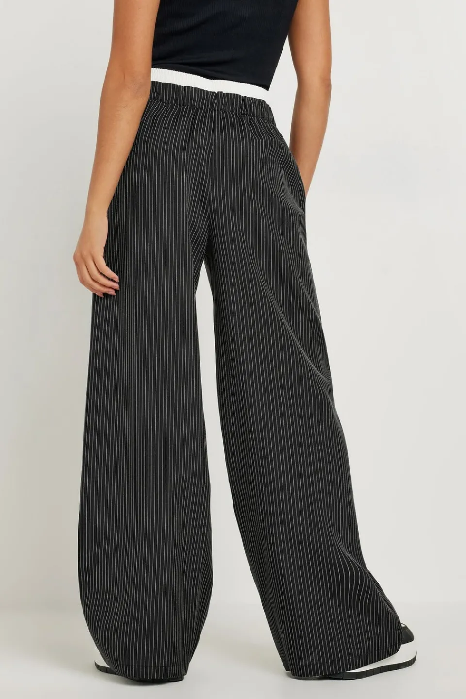 Trousers>PIXIEGIRL Petite Black Pinstripe Contrast Waist Trousers