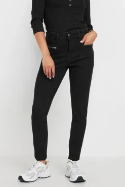 Jeans & Jeggings><noscript><img width=
