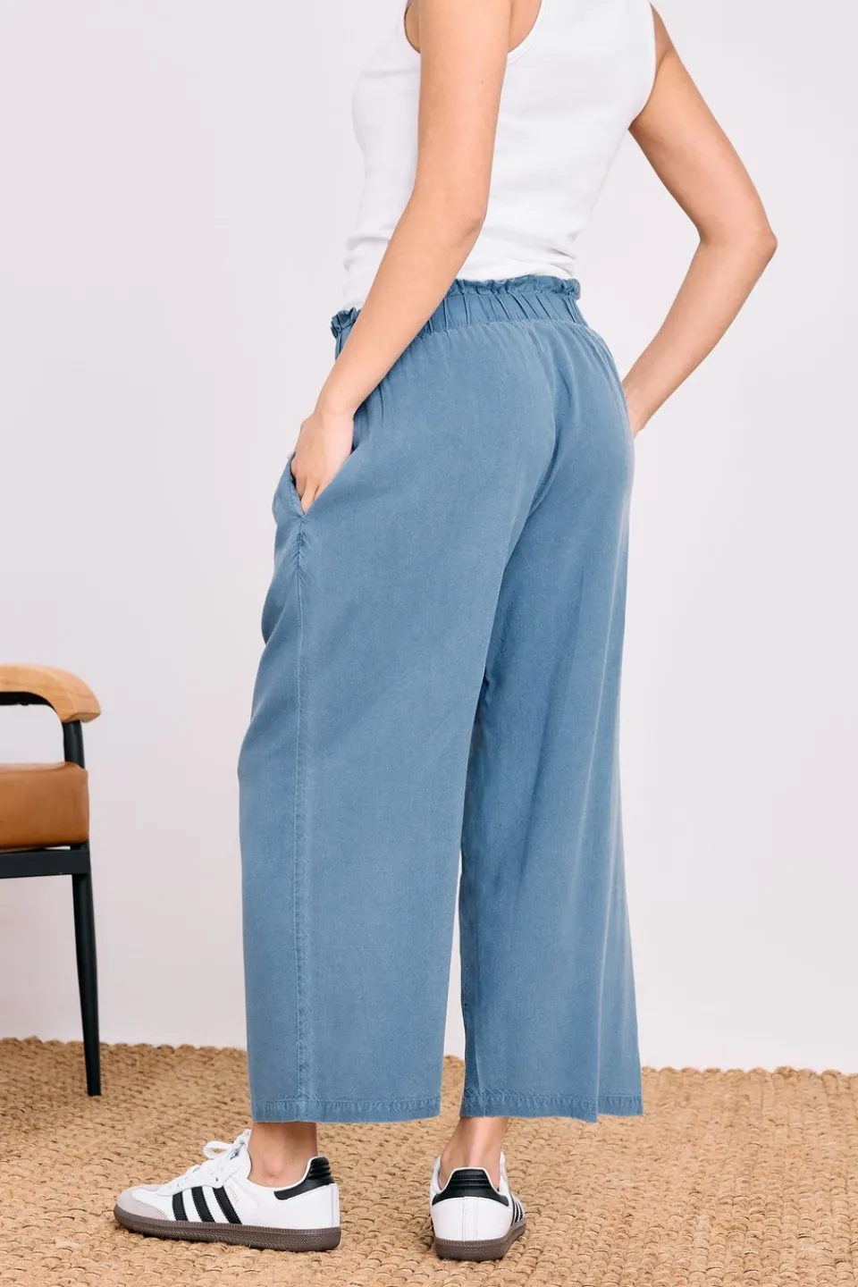 Trousers>PIXIEGIRL Petite Blue Acid Wash Cropped Trousers