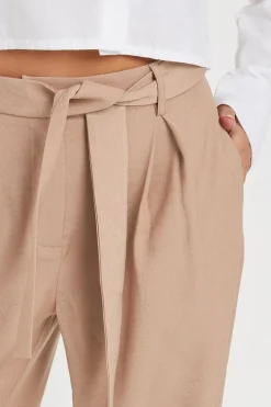 Trousers><noscript><img width=