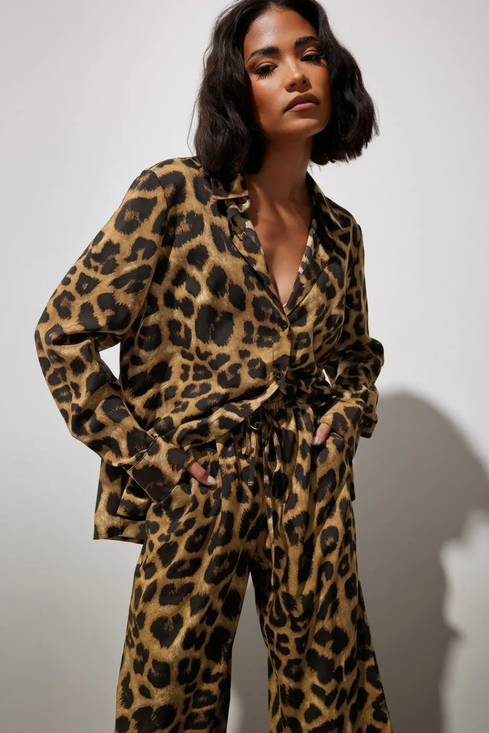 Tops>PIXIEGIRL Petite Brown Leopard Print Long Sleeve Shirt