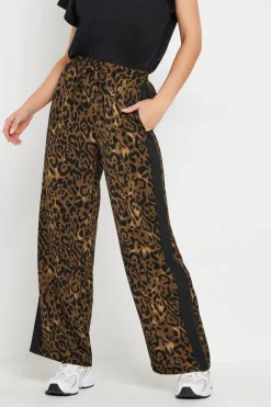 Trousers><noscript><img width=