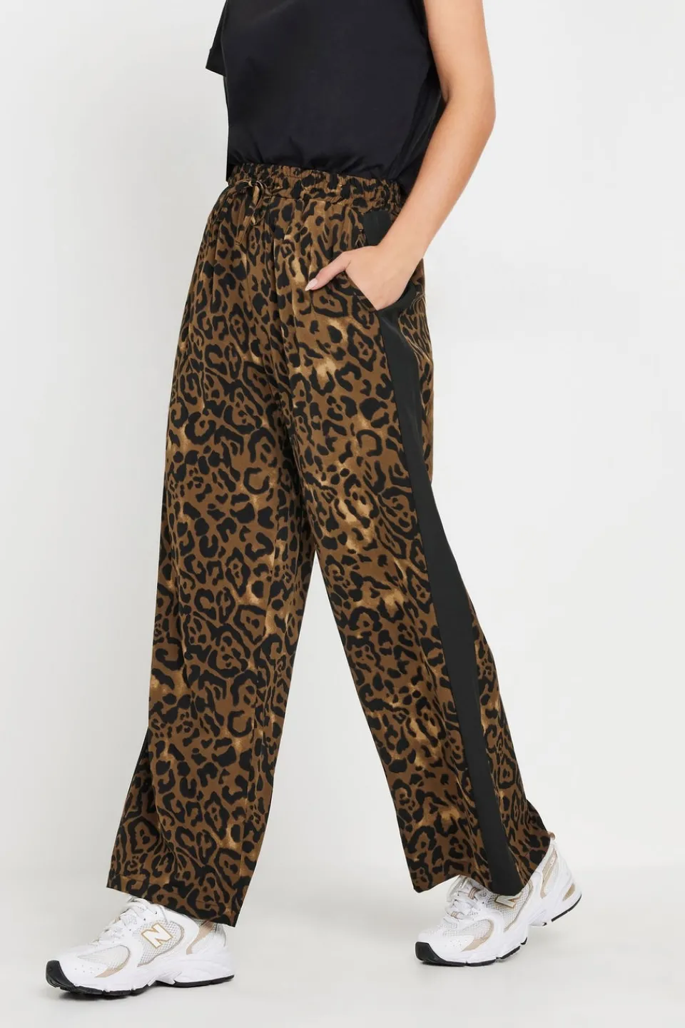 Trousers>PIXIEGIRL Petite Brown Leopard Print Striped Wide Leg Trousers