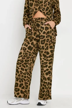 Trousers><noscript><img width=