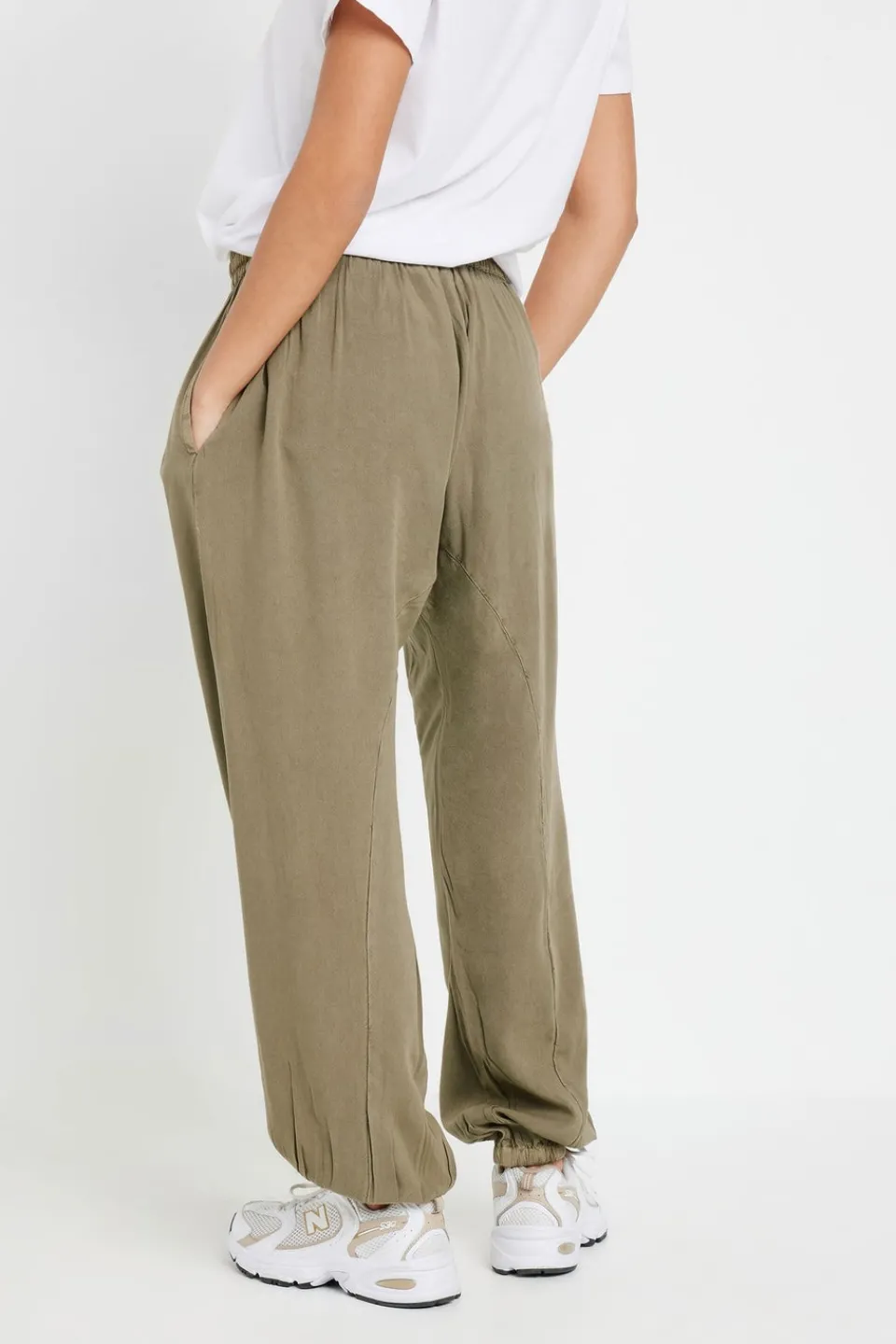 Trousers>PIXIEGIRL Petite Brown Seam Detail Cuffed Trousers