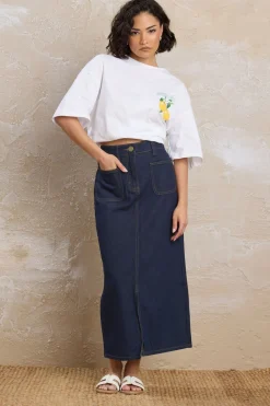 Skirts><noscript><img width=