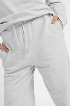 Trousers><noscript><img width=