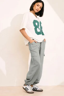 Trousers><noscript><img width=