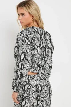Coats & Jackets><noscript><img width=