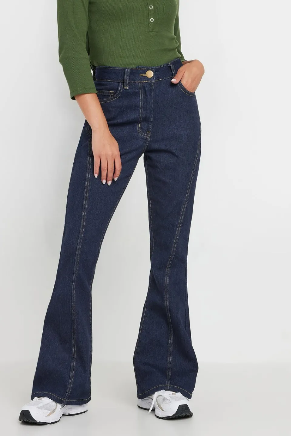 Jeans & Jeggings>PIXIEGIRL Petite Indigo Blue Seam Front Flared Jeans