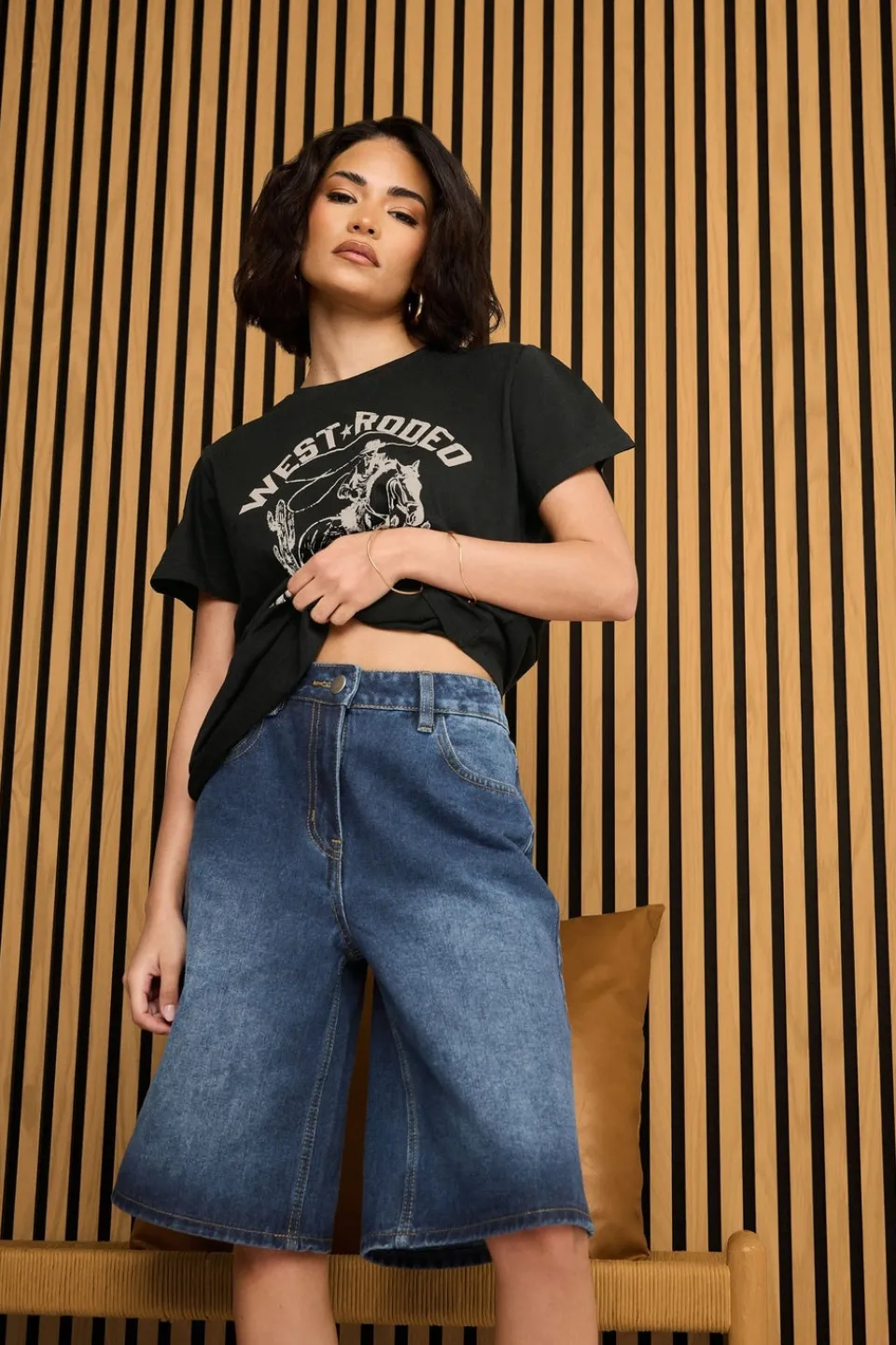 Shorts>PIXIEGIRL Petite Mid Blue Denim Jorts