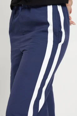Trousers><noscript><img width=