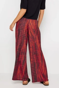 Trousers><noscript><img width=