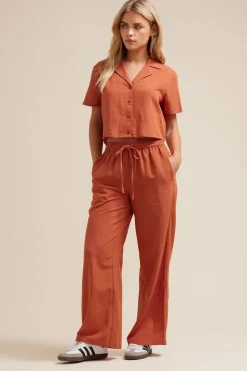 Tops>PIXIEGIRL Petite Rust Orange Linen Cropped Short Sleeve Shirt