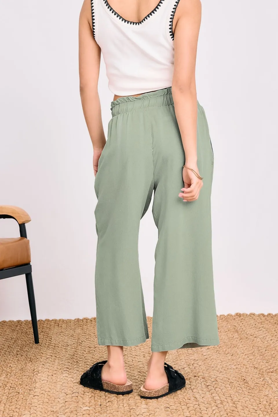 Trousers>PIXIEGIRL Petite Sage Green Acid Wash Cropped Trousers