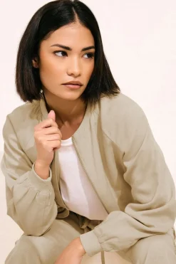 Coats & Jackets><noscript><img width=